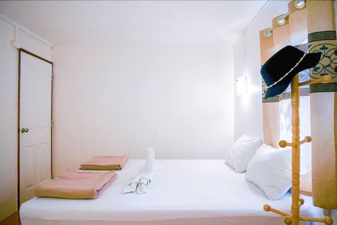 Imagen de la habitación del Hotel Phe Samed Villa. Foto 2
