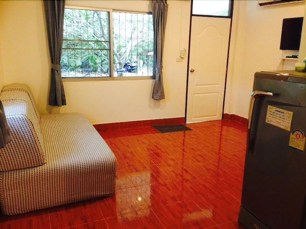 Imagen de la habitación del Hotel Phe Samed Villa. Foto 13