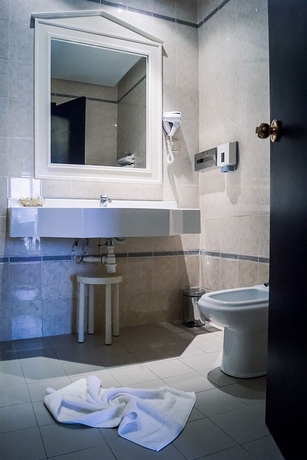 Imagen de la habitación del Hotel Phebus. Foto 4