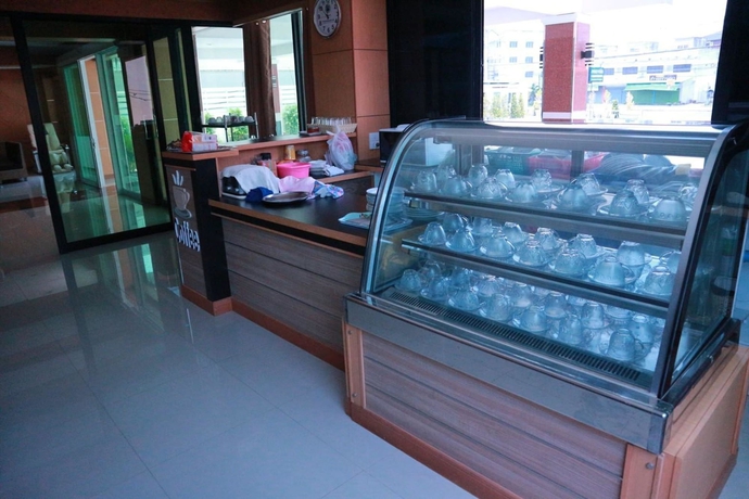 Imagen del bar/restaurante del Hotel Phectlada Pavilion And Resort. Foto 4