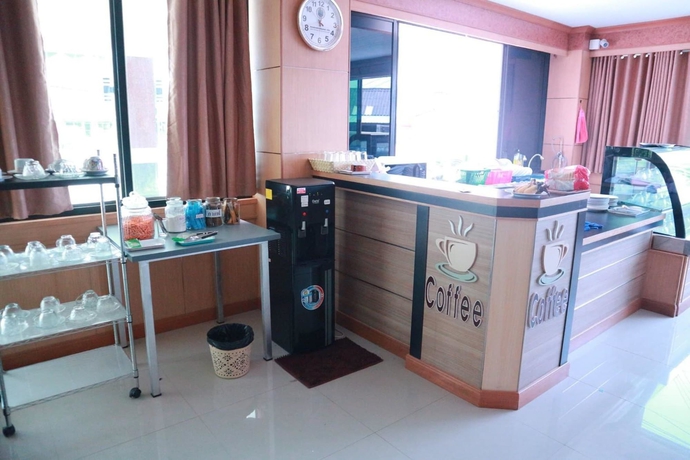 Imagen del bar/restaurante del Hotel Phectlada Pavilion And Resort. Foto 6