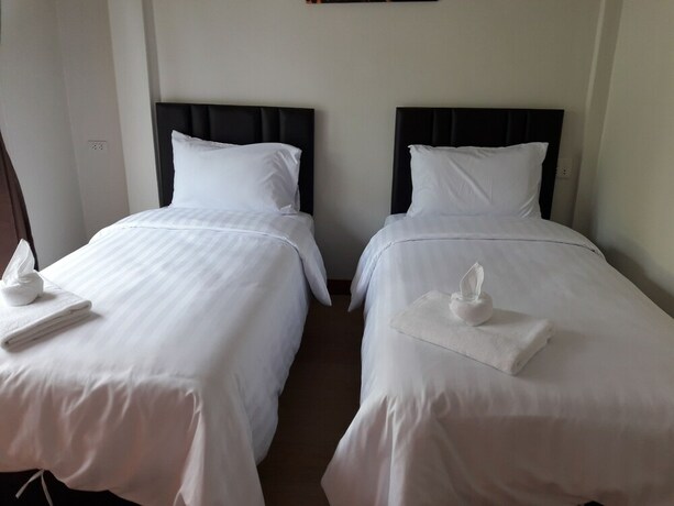 Imagen de la habitación del Hotel Phen Waree Ampawa Resort. Foto 10