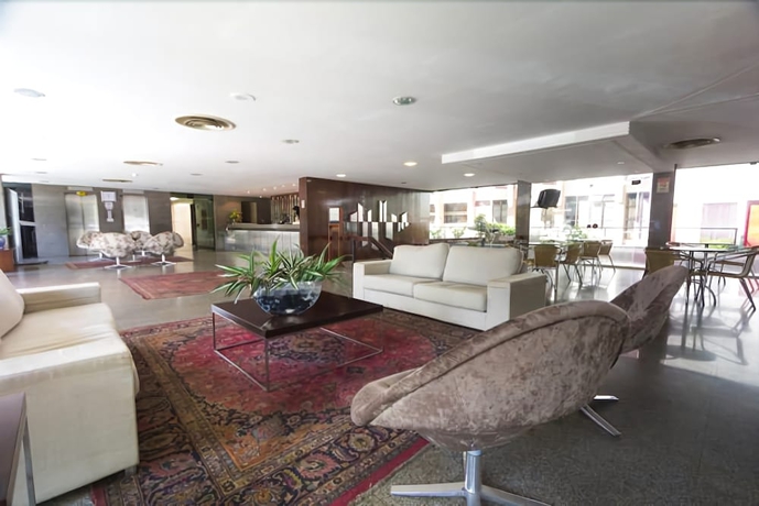 Imagen del bar/restaurante del Hotel Phenícia Bittar. Foto 5