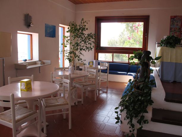 Imagen de los interiores del Hotel Phenicusa. Foto 17
