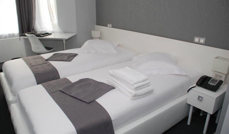 Imagen general del Hotel Phenix, Moortebeek. Foto 2