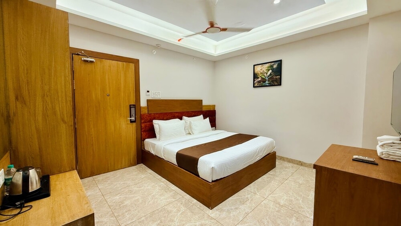 Imagen de la habitación del Hotel Pheonix Luxury Inn. Foto 6