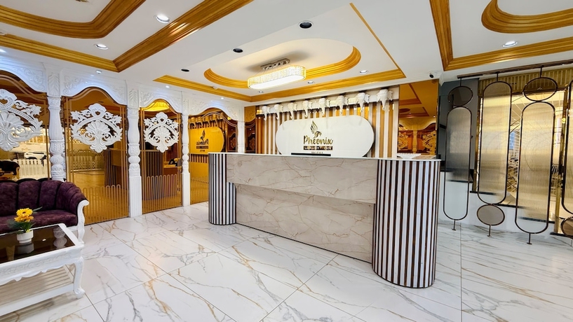 Imagen de los interiores del Hotel Pheonix Luxury Inn. Foto 12