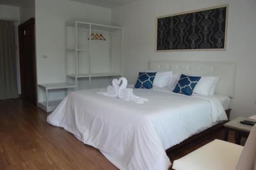 Imagen de la habitación del Hotel Phetcharat Grand Maesot. Foto 9