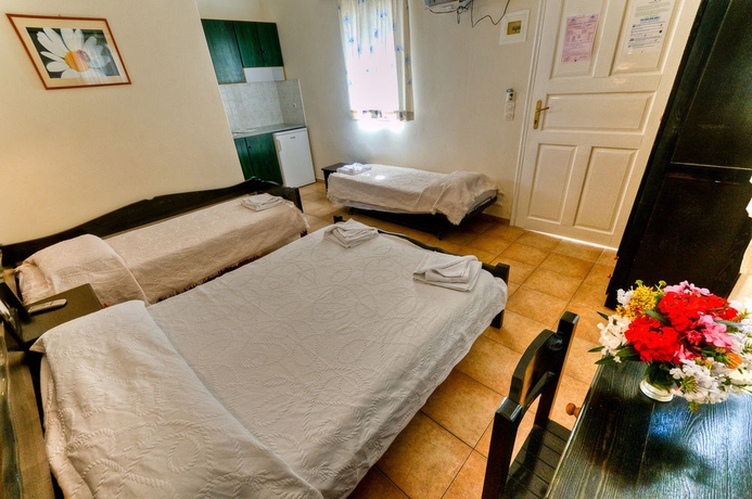 Imagen de la habitación del Hotel Phevos Villa. Foto 5