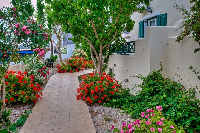 Imagen de los exteriores del Hotel Phevos Villa. Foto 6