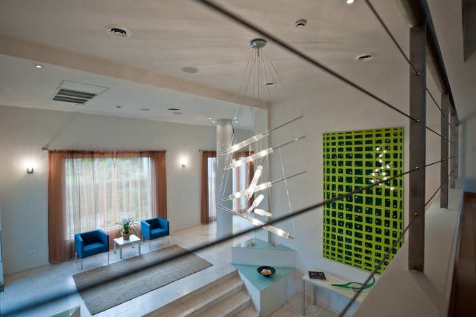 Imagen de los interiores del Hotel Phi Alcione. Foto 15