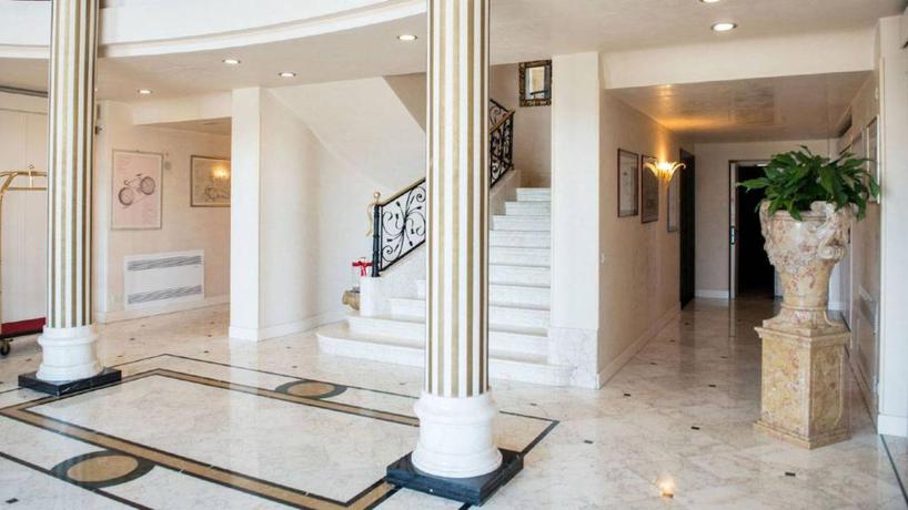 Imagen de los interiores del Hotel Phi Astoria. Foto 21