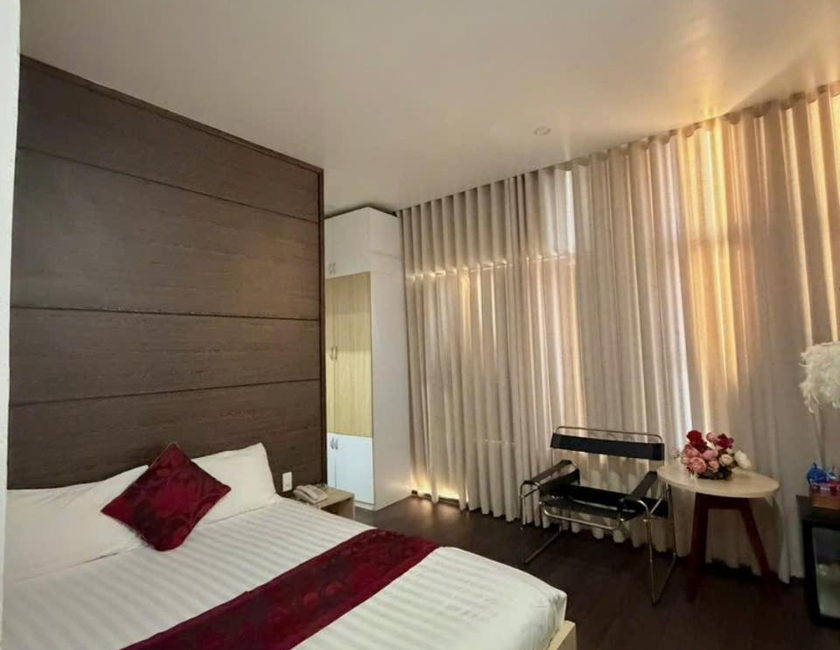 Imagen general del Hotel Phi Long, Tuy Hoa. Foto 5