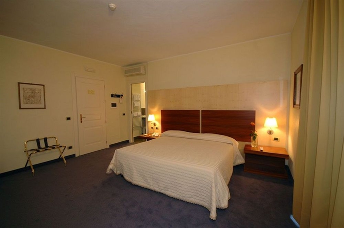 Imagen de la habitación del Hotel Phi Palio. Foto 12