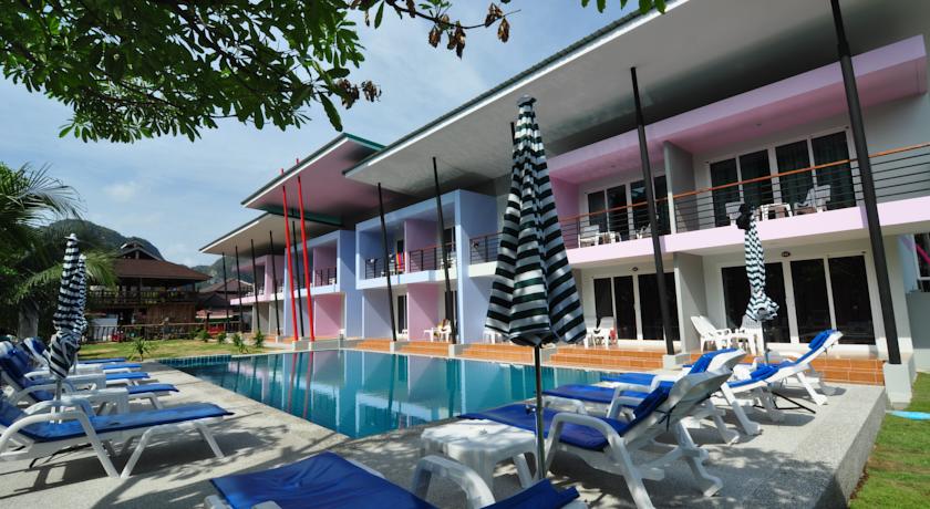 Imagen general del Hotel Phi Phi Anita Resort. Foto 3