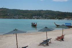 Imagen general del Hotel Phi Phi Beach Front Resort. Foto 8