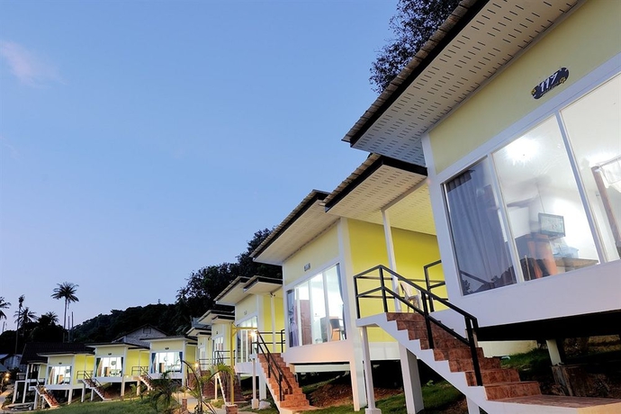 Imagen de los exteriores del Hotel Phi Phi Chang Grand Resort and Spa. Foto 11