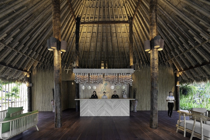 Imagen de los interiores del Hotel Phi Phi CoCo Beach Resort. Foto 18