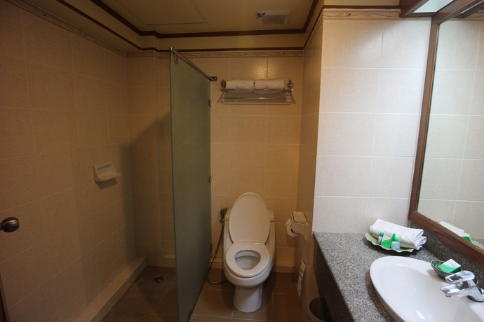 Imagen de la habitación del Hotel Phi Phi. Foto 13