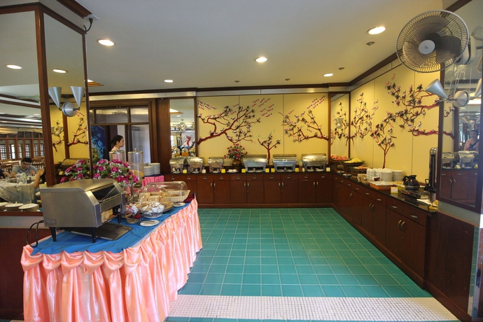 Imagen del bar/restaurante del Hotel Phi Phi. Foto 7