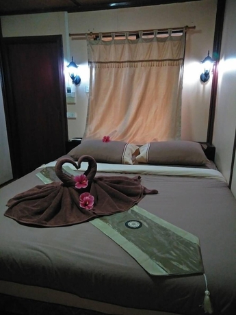 Imagen de la habitación del Hotel Phi Phi Green Hill Resort. Foto 7