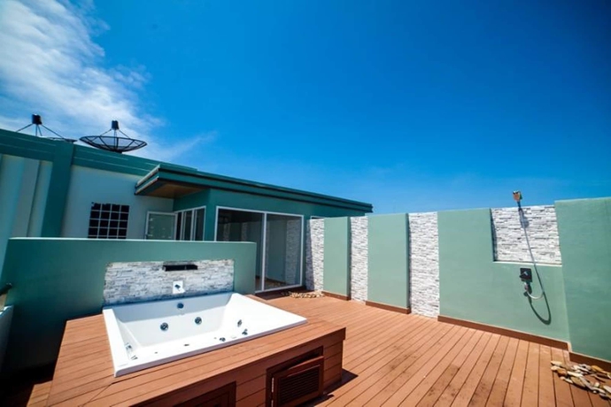 Imagen de la habitación del Hotel Phi Phi Harbour View. Foto 9