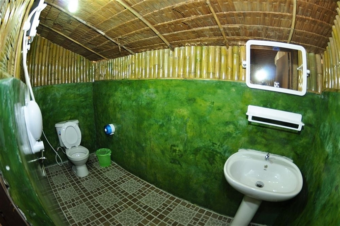 Imagen de la habitación del Hotel Phi Phi Hill Bamboo Bungalow. Foto 5