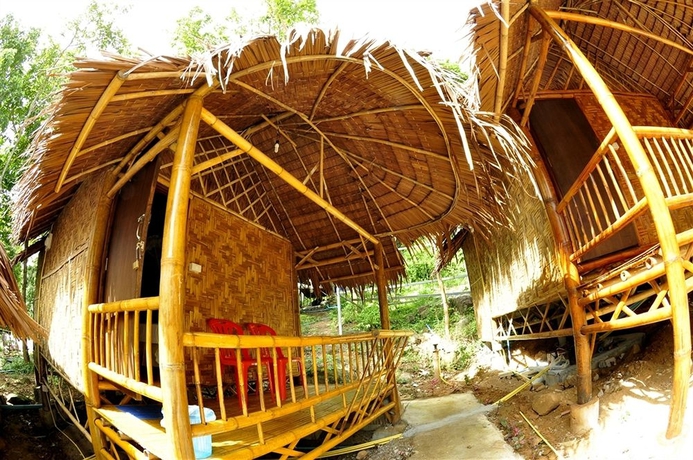 Imagen de la habitación del Hotel Phi Phi Hill Bamboo Bungalow. Foto 7