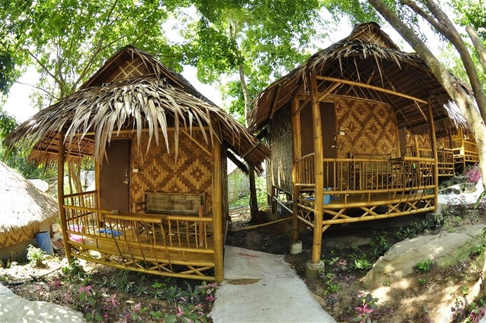 Imagen de la habitación del Hotel Phi Phi Hill Bamboo Bungalow. Foto 10