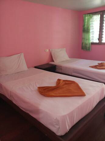 Imagen general del Hotel Phi Phi Jungle Hill Bungalow. Foto 2