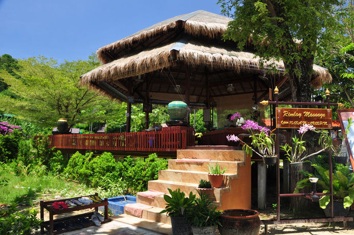 Imagen general del Hotel Phi Phi Natural Resort. Foto 3