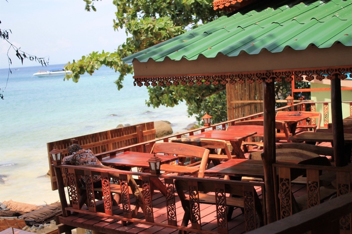Imagen del bar/restaurante del Hotel Phi Phi Power Beach Resort. Foto 1