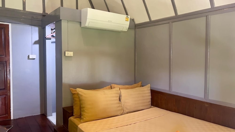 Imagen de la habitación del Hotel Phi Phi Relax Beach Resort. Foto 8
