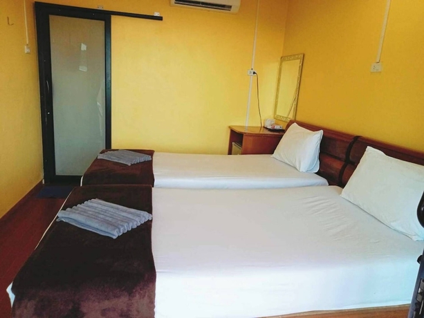 Imagen de la habitación del Hotel Phi Phi Sandsea View Resort. Foto 11