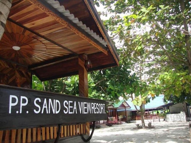 Imagen de los interiores del Hotel Phi Phi Sandsea View Resort. Foto 19