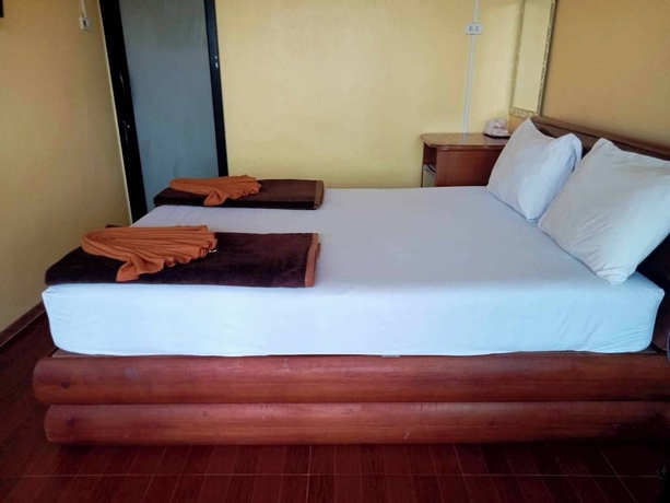 Imagen de la habitación del Hotel Phi Phi Sandsea View Resort. Foto 16