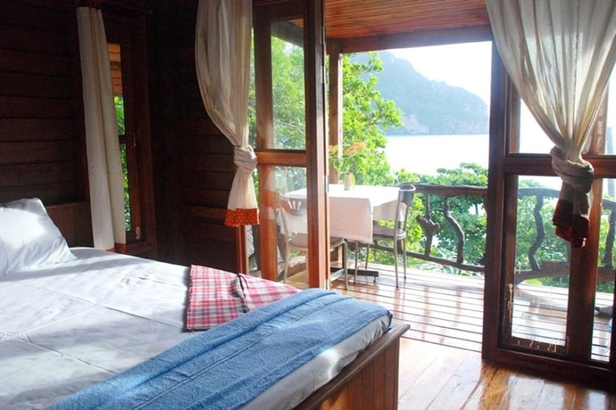 Imagen de la habitación del Hotel Phi Phi Sunset Bay Resort. Foto 8