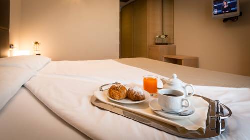 Imagen de la habitación del Hotel Phi Piajo. Foto 3