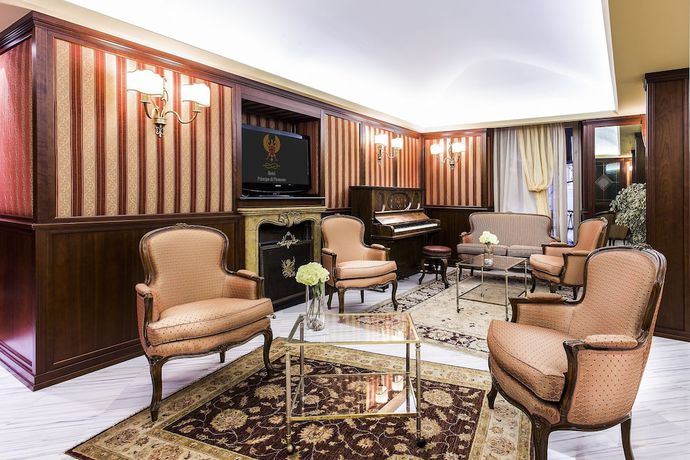 Imagen de los interiores del Hotel Phi Principe. Foto 20