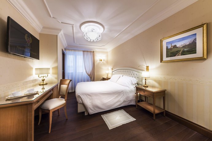 Imagen de la habitación del Hotel Phi Principe. Foto 9