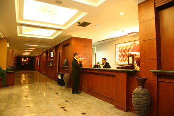 Imagen de los interiores del Hotel Phi Semesta. Foto 11