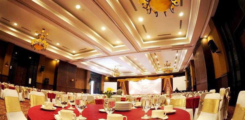 Imagen de los interiores del Hotel Phi Semesta. Foto 14
