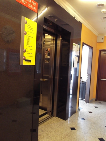 Imagen de los interiores del Hotel Phil Inn. Foto 8
