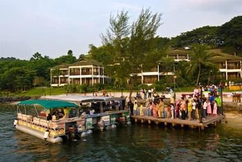 Imagen de los exteriores del Hotel Philea Mines Beach Resort. Foto 11