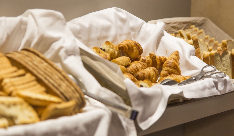 Imagen del bar/restaurante del Hotel Philippe Le Bon. Foto 3