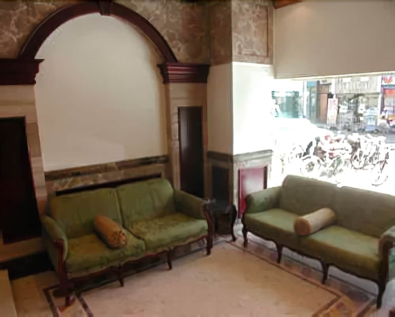 Imagen del bar/restaurante del Hotel Philippe Luxor. Foto 2