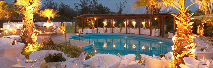 Imagen de la piscina del Hotel Philippion. Foto 19