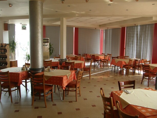 Imagen del bar/restaurante del Hotel Philippopolis. Foto 18