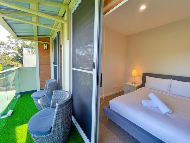 Imagen de la habitación del Hotel Phillip Island Towers. Foto 14