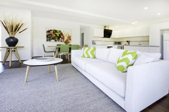 Imagen de la habitación del Hotel Phillip Island Towers. Foto 20